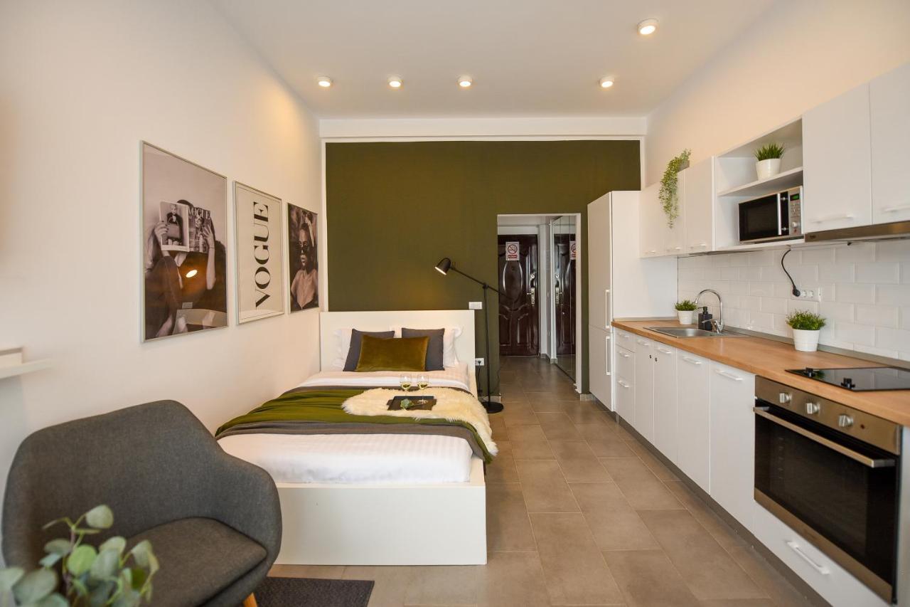 Classy Comfort - Chic Studio On Regina Elisabeta Bukarest Eksteriør billede
